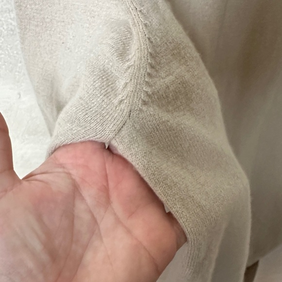 Carhartt Men's Tan Crewneck Lambswool Sweater - Picture 6 of 12